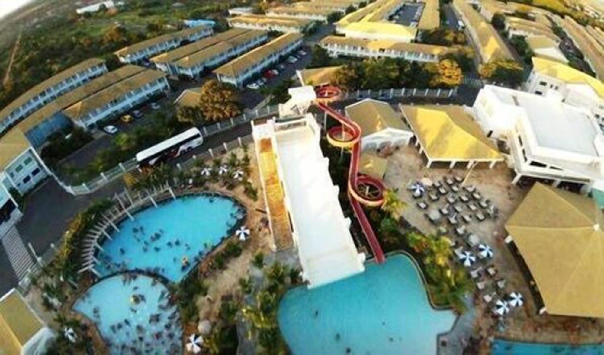 L'acqua Diroma - Suítes confortáveis - Resort com Piscinas 24 horas - Piscina de ondas Caldas Novas Esterno foto
