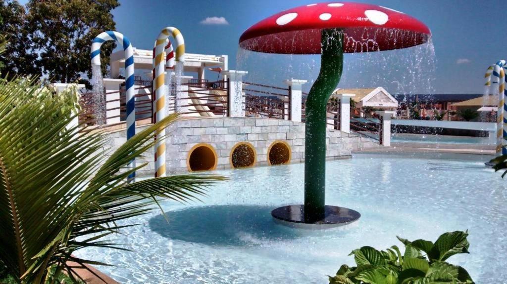 L'acqua Diroma - Suítes confortáveis - Resort com Piscinas 24 horas - Piscina de ondas Caldas Novas Esterno foto
